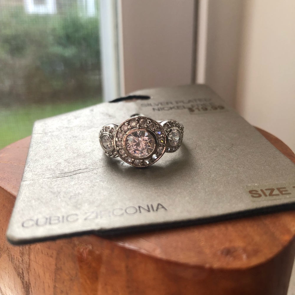 NWT Vintage Silver Plated Cubic Zirconia Ring